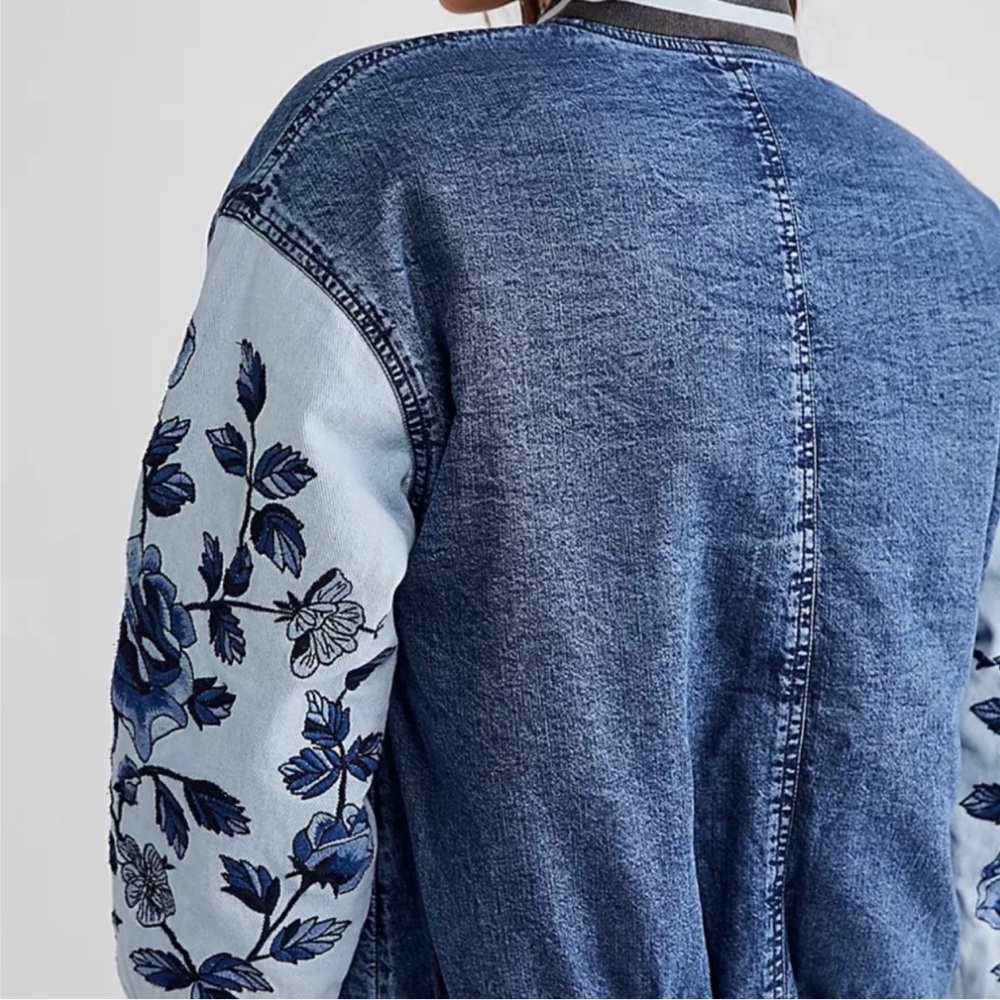 ⭐️HOST PICK⭐️ NWT Free People Team Spirit Bomber Jacket -S & M - Picture 6 of 10